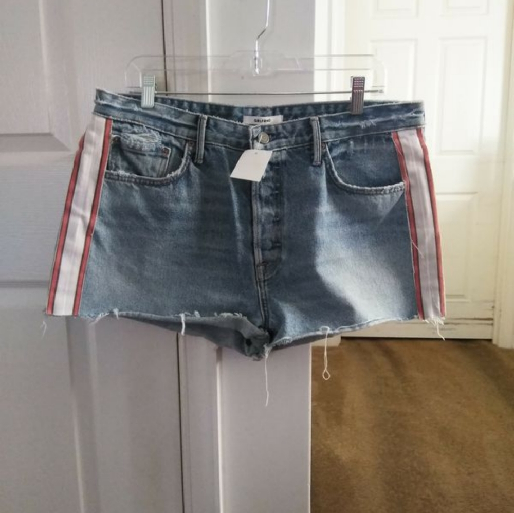 NWOT Grlfrnd shorts